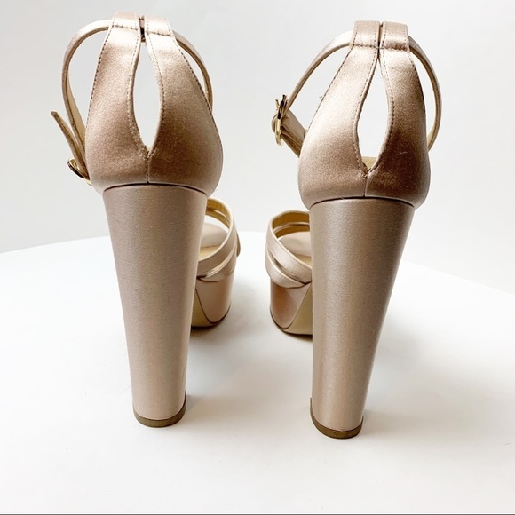 Neil J Rodgers Blush Satin Platform Sofia Sandals - Picture 5 of 8